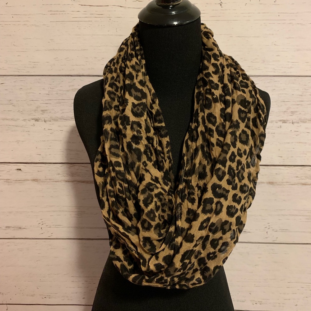 Animal print infinity scarf